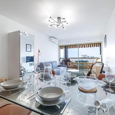 Appartamento Spacious 2Bdr Renovated - Ac - Pool - Parking