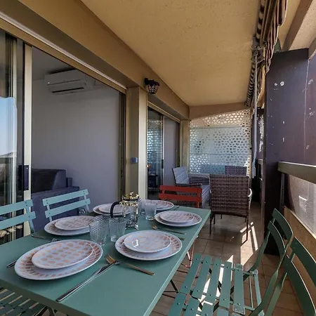 Spacious 2Bdr Renovated - Ac - Pool - Parking Appartamento Mentone