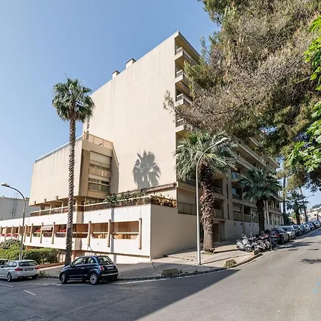 Appartamento Spacious 2Bdr Renovated - Ac - Pool - Parking *