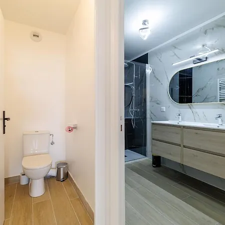 Spacious 2Bdr Renovated - Ac - Pool - Parking Appartamento *